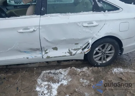 2016 Hyundai Sonata Se z USA, uszkodzony, nr VIN 5NPE24AF0GH431915